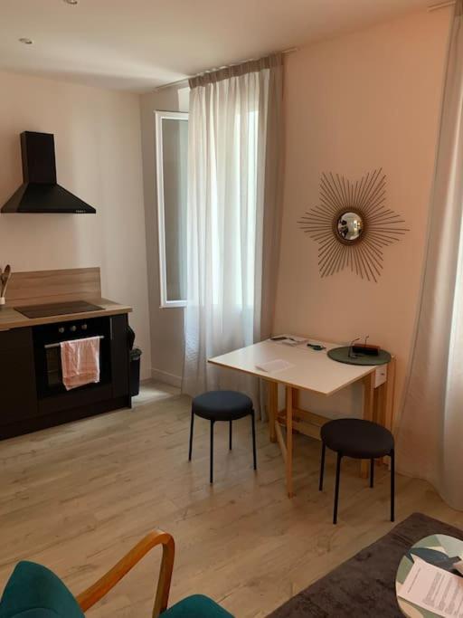 Le Diffonty Cosy Vintage Centre Historique Apartment La Ciotat Exterior photo
