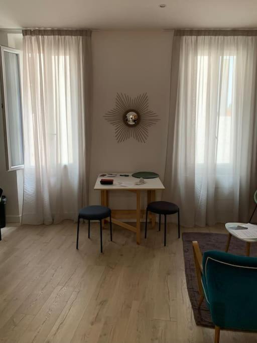 Le Diffonty Cosy Vintage Centre Historique Apartment La Ciotat Exterior photo